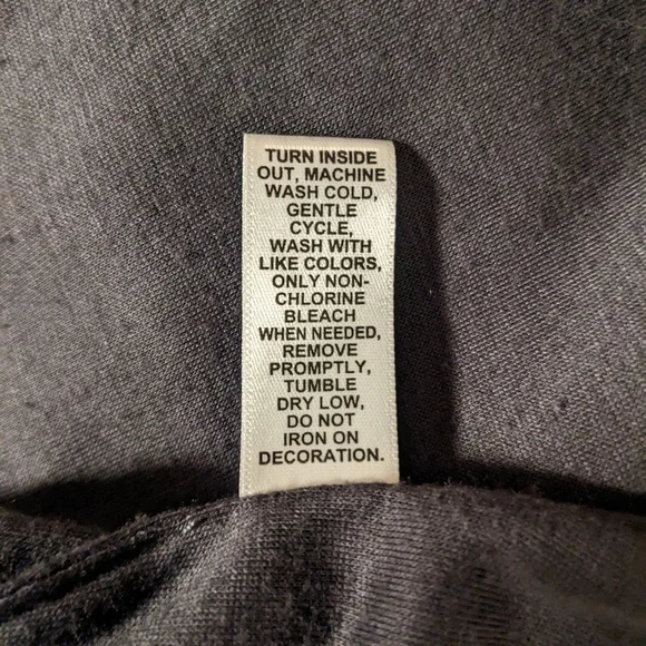 5/$25 CATO black sequins vest - Picture 3 of 5